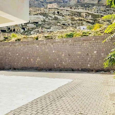 Peribacasi Manzarali Modern Urgup