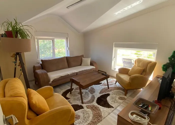 Peribacasi Manzarali Modern Apartamento